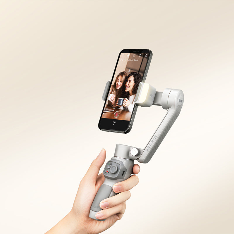 ZHIYUN Smooth Q3 rotatable 180-degree fill light with three brightness levels