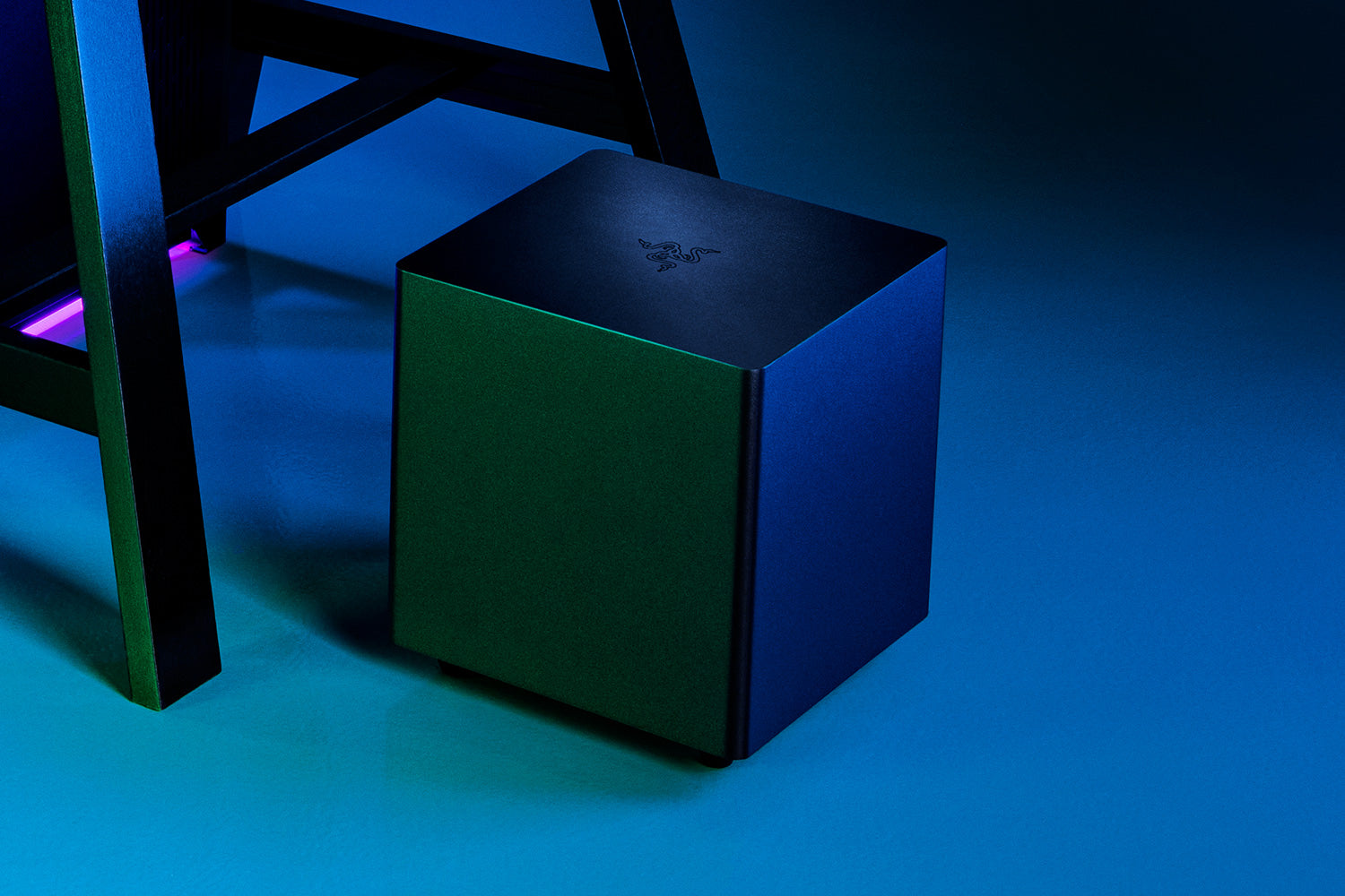 Razer Leviathan V2 soundbar and subwoofer on desk setup