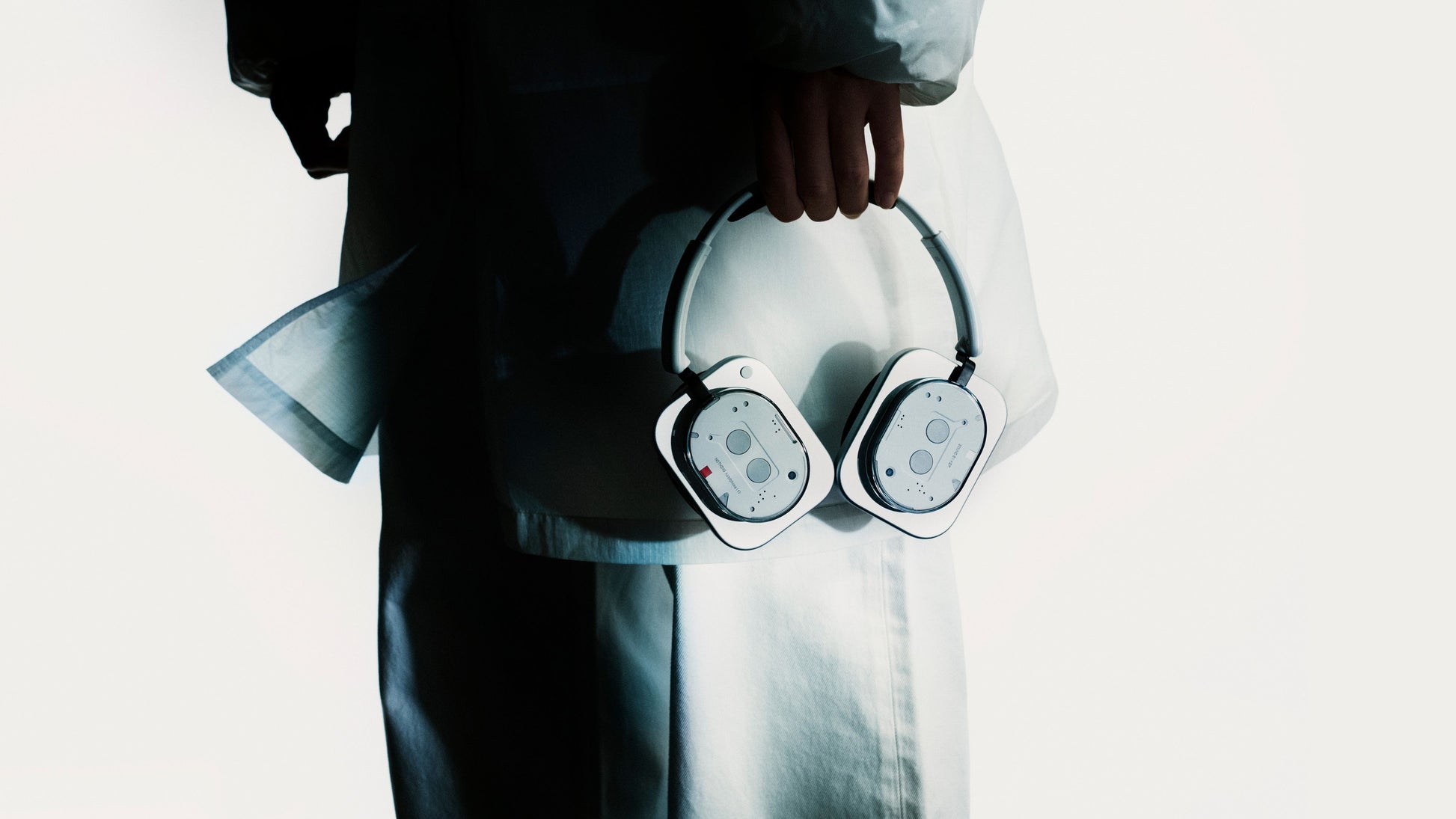 Nothing Headphone (1) folded headband and ear cushion detail