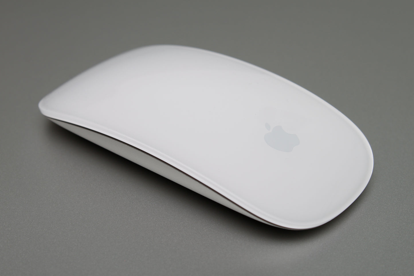 Apple Magic Mouse 4 side view — available in Kenya at Trewrld KES 16,000, M-Pesa & free Nairobi delivery