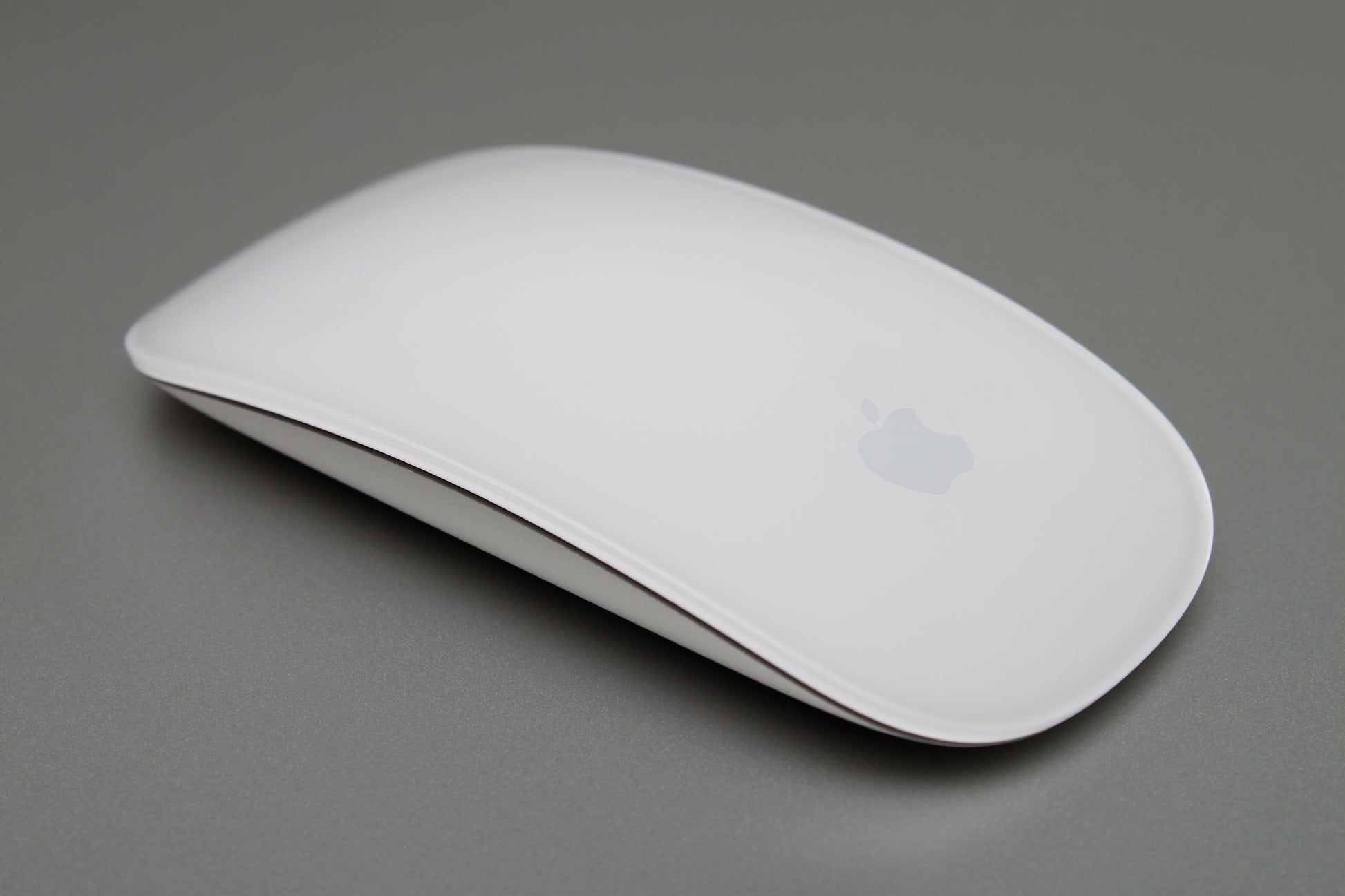 Apple Magic Mouse 4 side view — available in Kenya at Trewrld KES 16,000, M-Pesa & free Nairobi delivery