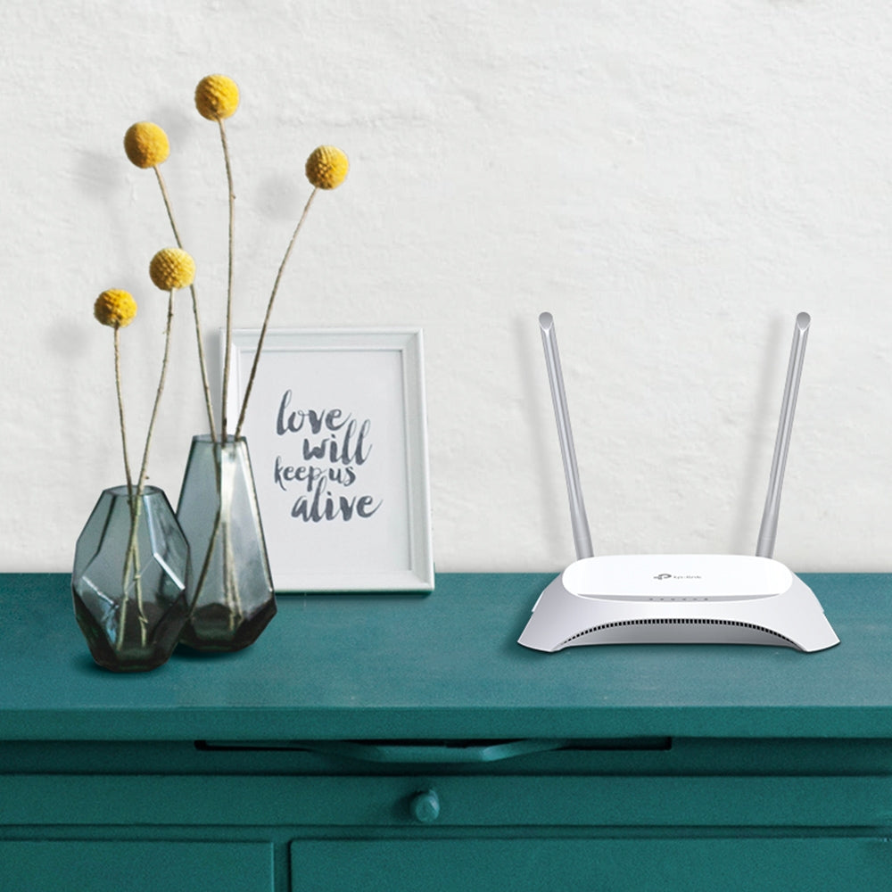 TP-Link TL-MR3420 router package contents - official TP-Link product image
