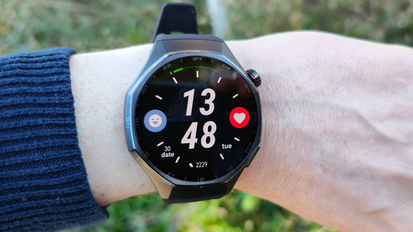 Huawei Watch 6 Pro Smartwatch front view — available in Kenya at Trewrld KES 37,000, M-Pesa & free Nairobi delivery