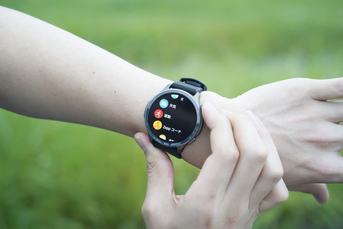 Amazfit Balance 2 Smartwatch front view — available in Kenya at Trewrld KES 41,000, M-Pesa & free Nairobi delivery