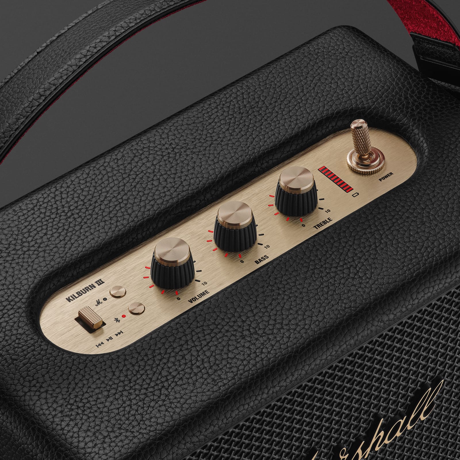 Close-up of Marshall Kilburn III control knobs and leather handle
