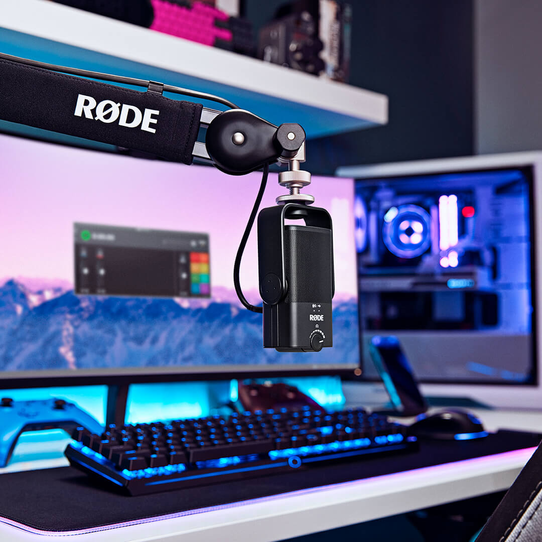 RODE NT-USB Mini mounted on a PSA1+ studio arm in front of a computer